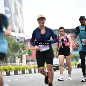 Runner Photo 8956172