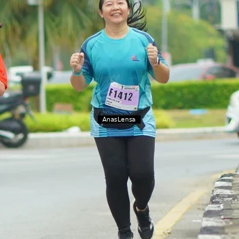 Runner Photo 8956173