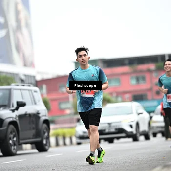 Runner Photo 8956287