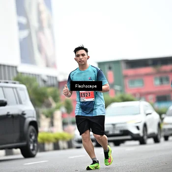 Runner Photo 8956297