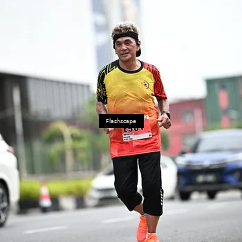 Runner Photo 8956313