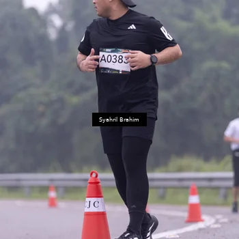Runner Photo 8956636