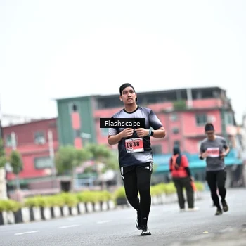 Runner Photo 8956664