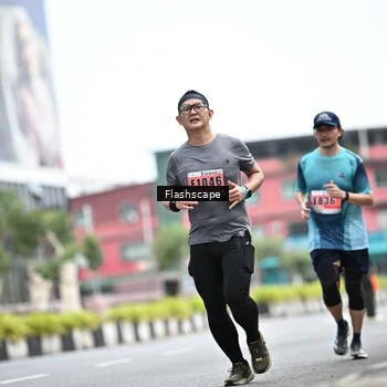 Runner Photo 8956707