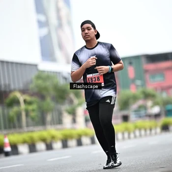 Runner Photo 8956713
