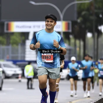 Runner Photo 8956743