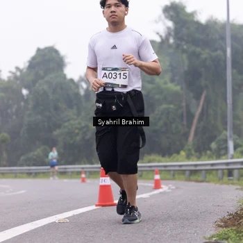 Runner Photo 8956753