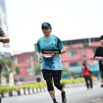 Runner Photo 8956765
