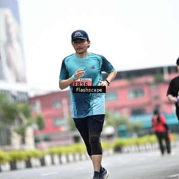 Runner Photo 8956788