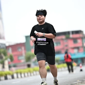 Runner Photo 8956831