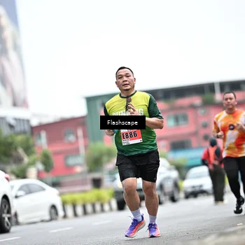 Runner Photo 8956972