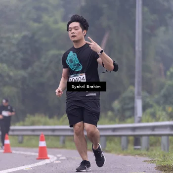 Runner Photo 8956975