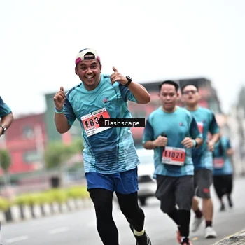 Runner Photo 8957278