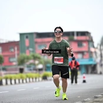 Runner Photo 8957404