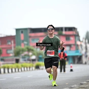 Runner Photo 8957419