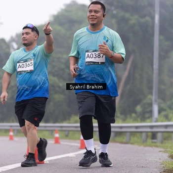 Runner Photo 8957425