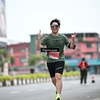Runner Photo 8957443