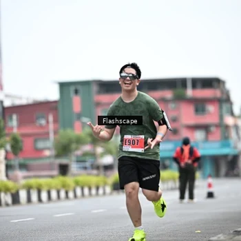 Runner Photo 8957468