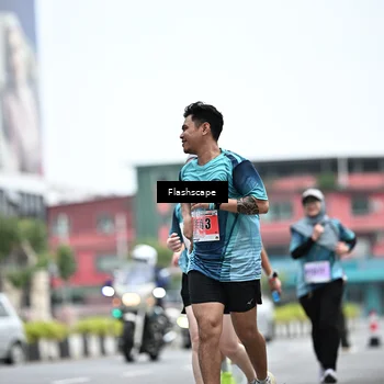 Runner Photo 8957816