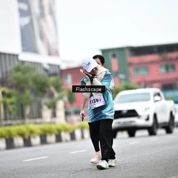 Runner Photo 8958135