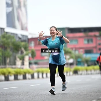 Runner Photo 8958151