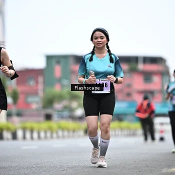 Runner Photo 8958676