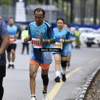 Runner Photo 8958737