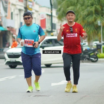 Runner Photo 8959298