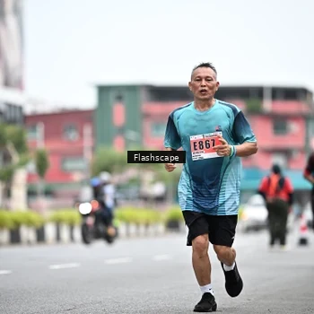 Runner Photo 8959334