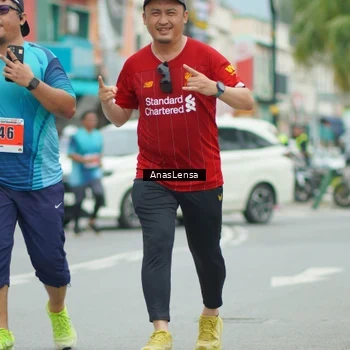 Runner Photo 8959687
