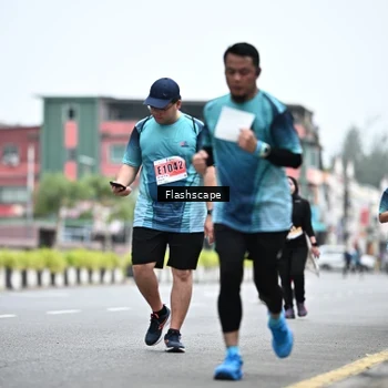 Runner Photo 8959819