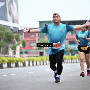 Runner Photo 8959973