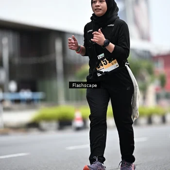 Runner Photo 8960011