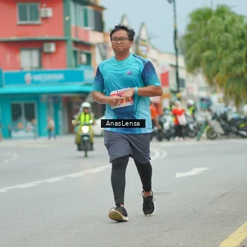 Runner Photo 8960036