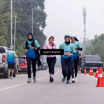Runner Photo 8960078