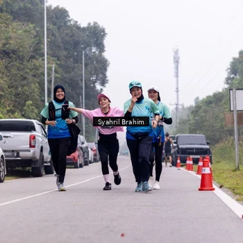 Runner Photo 8960084