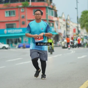 Runner Photo 8960165