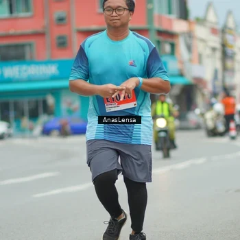 Runner Photo 8960172