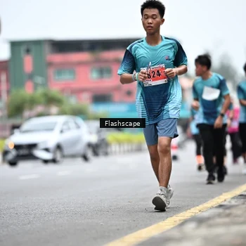 Runner Photo 8960200