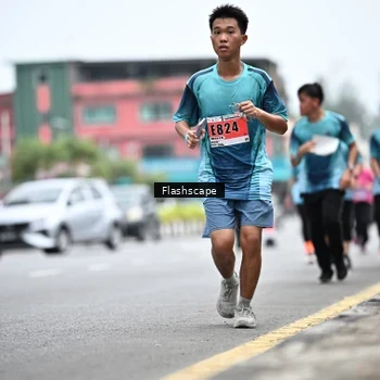 Runner Photo 8960288
