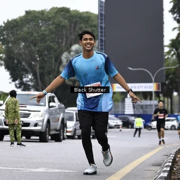 Runner Photo 8960296