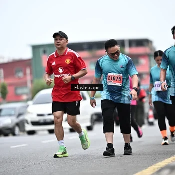 Runner Photo 8960343