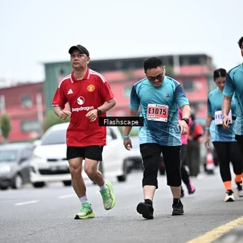 Runner Photo 8960349