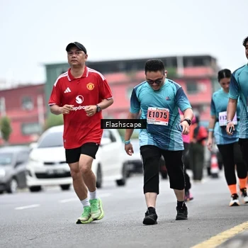 Runner Photo 8960355