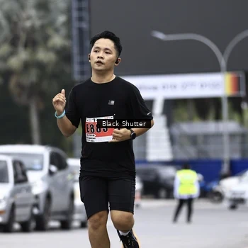 Runner Photo 8960357