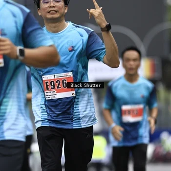 Runner Photo 8960703