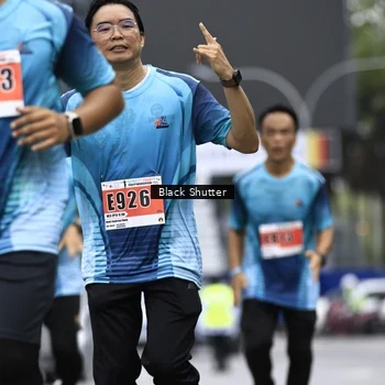 Runner Photo 8960715