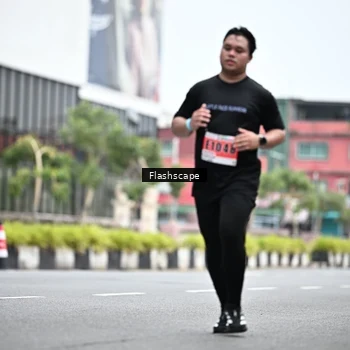Runner Photo 8960808