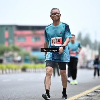 Runner Photo 8960953