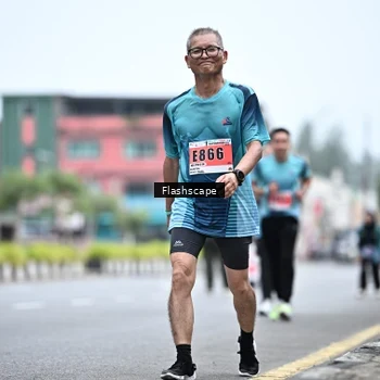 Runner Photo 8960992